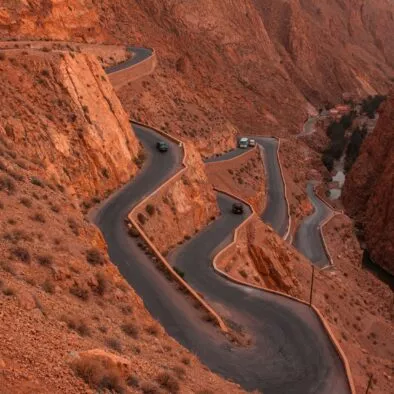 Carreteras con curvas en Marruecos