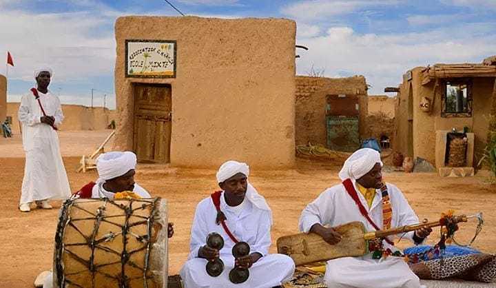 Gente de Música gnawa en Marruecos