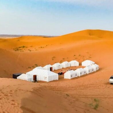 Campo nel deserto durante il nostro tour di 8 giorni in Marocco da Casablanca