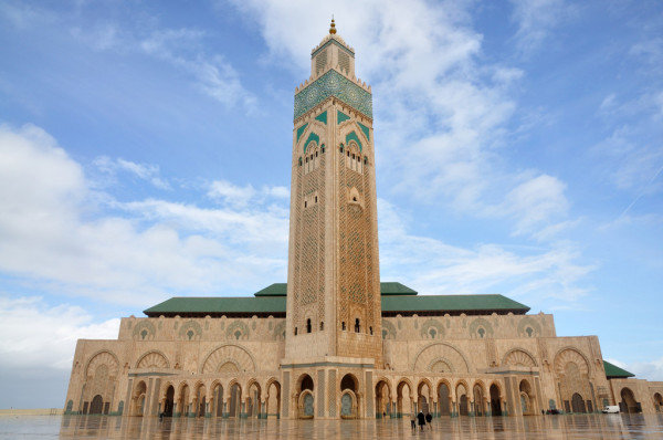 Morocco 14 days tour itinerary to the mosque of Hassan II in Casablanca