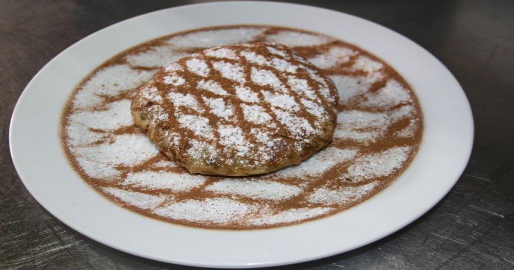 Pastilla, cake with vegetables