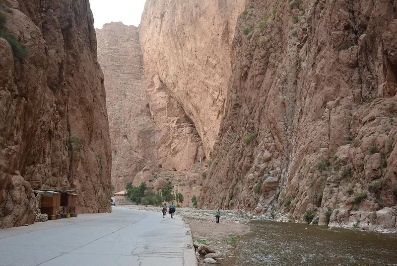 Gargantas del Todra en las montañas del Atlas de Marruecos